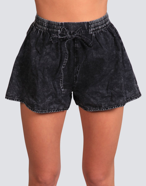 Relax Black Acid Easy Shorts